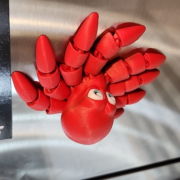 3d Printed Red Clingy Octopus - Picture 4 of 5